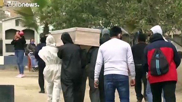 Perú supera los 17.400 muertos por covid-19 tras sumar miles no contabilizados