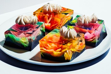 These Stunning Jell-O Cakes Will Hypnotize You