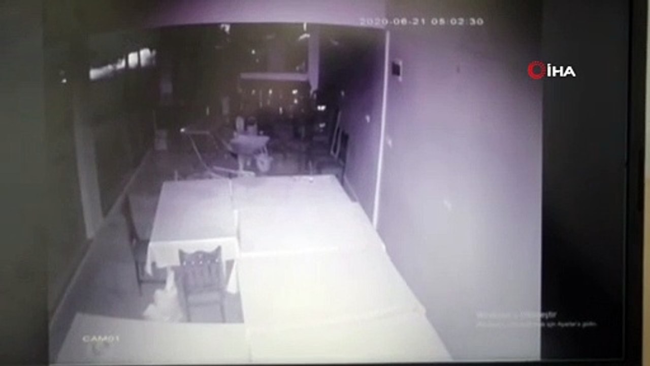 JASAT, hırsız baba oğlu araç farından buldu