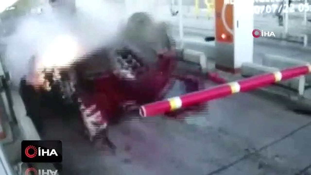 Gişelerde feci kaza!