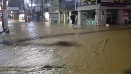 부산 집중호우...3명 숨지고 침수피해 속출 / YTN