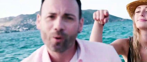 Γιώργος Μάγος - Χέρια Στην Άμμο (Official Music Video)