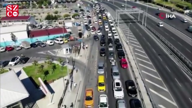 Sahil yolunda Ayasofya trafiği