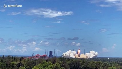 China successfully launches first rocket to Mars