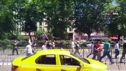 Vatandaşlar açılışa saatler kala Ayasoyfa Camii’ne koştu