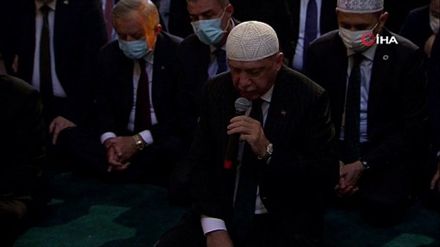 Cumhurbaşkanı Erdoğan’dan Ayasofya’da Kur’an-ı Kerim tilaveti