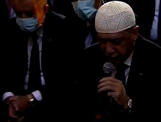 Erdoğan, Ayasofya Camii'nde Kur'an-ı Kerim okudu