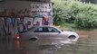 Milán sufre daños por inundaciones tras el desbordamiento de un río