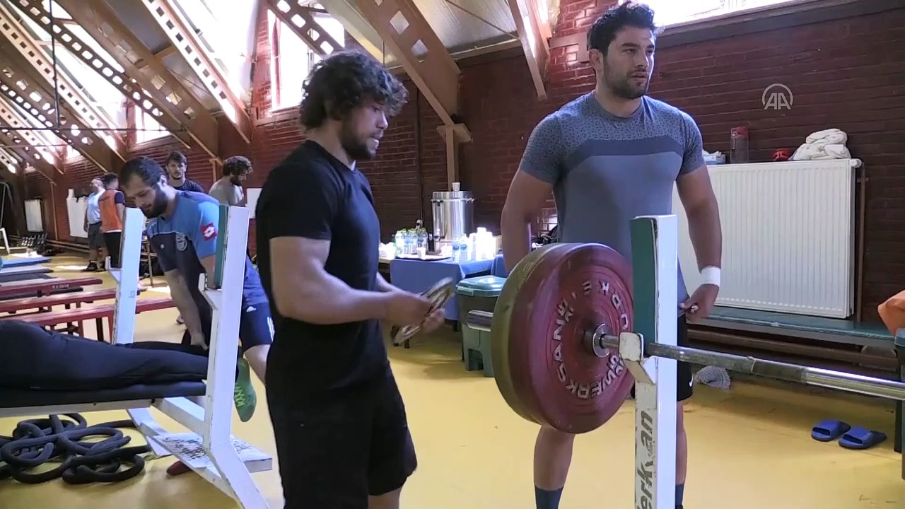 Grekoromen Güreş Milli Takımı'nın Bolu kampı sona erdi - BOLU