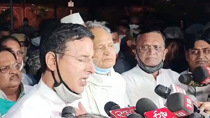 भाजपा पर बरसे सुरजेवाला, कहा: दिल्ली के इशारे पर संविधान का बनाया जा रहा मजाक