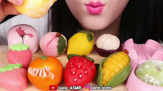 ASMR FRUIT CAKE PARTY , STRAWBERRY , PEACH , MANGOSTEEN ICE CREAM EATING SOUNDS
