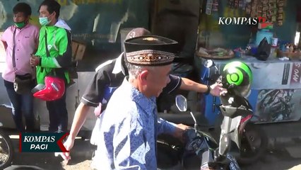 Warga Bandungan Gelar Aksi Paksa Gunakan Masker