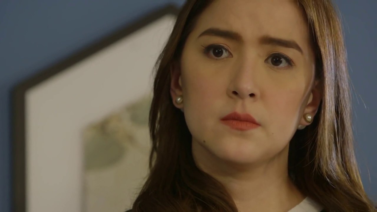 Victor tries to lift Roxanne's spirits | FPJ's Ang Probinsyano