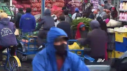 Continúan las aglomeraciones al sur de Quito