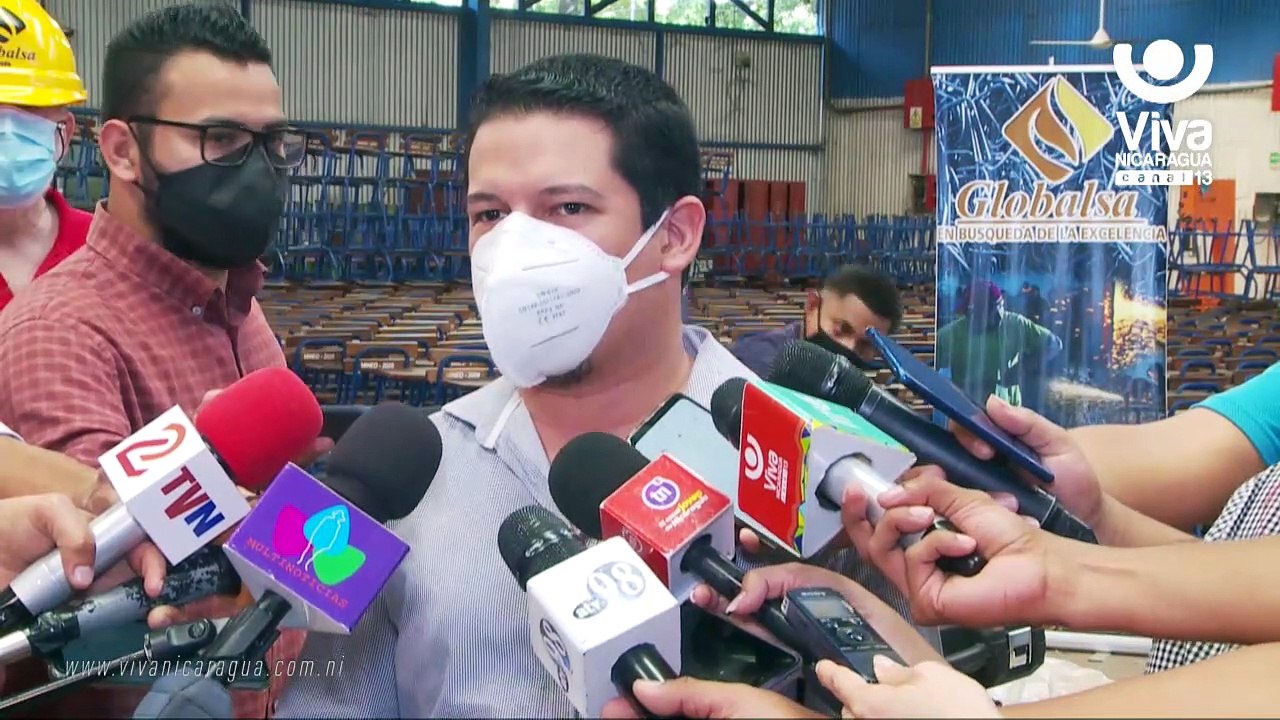 Fabrican 68 mil pupitres escolares para dignificar escuelas públicas en Nicaragua