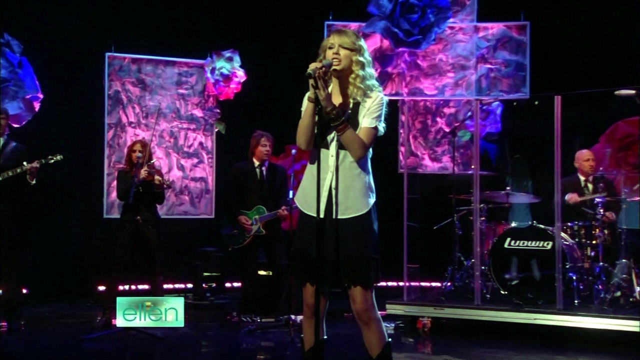 Taylor Swift - Love Story (Live @ The Ellen DeGeneres Show 11/11/2008) HDTV 1080i