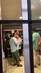 Juan Carlos Monedero, increpado en un bar de Sanlúcar