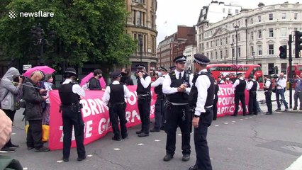 Activists roadblock Trafalgar Square demanding fall of UK government