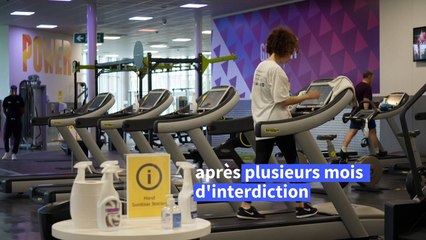 Déconfinement: les Londoniens "heureux" de pouvoir retourner dans les salles de sport et les piscines
