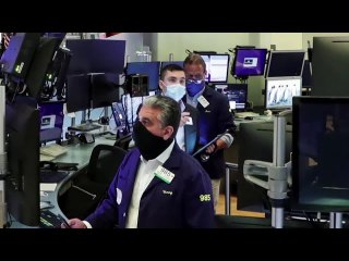 Wall St. dragged lower by pandemic, earnings