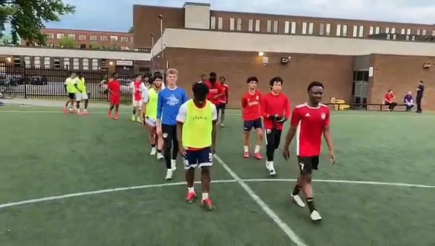 Final du tournois des quartiers (l'entré des joueurs)