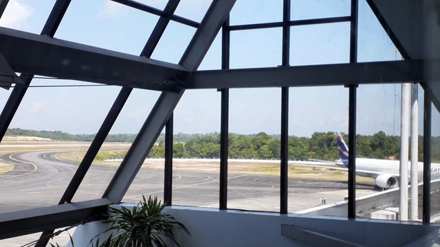 [SBEG Spotting]Boeing 767-300ER PT-MSZ pousa em Manaus vindo de Guarulhos