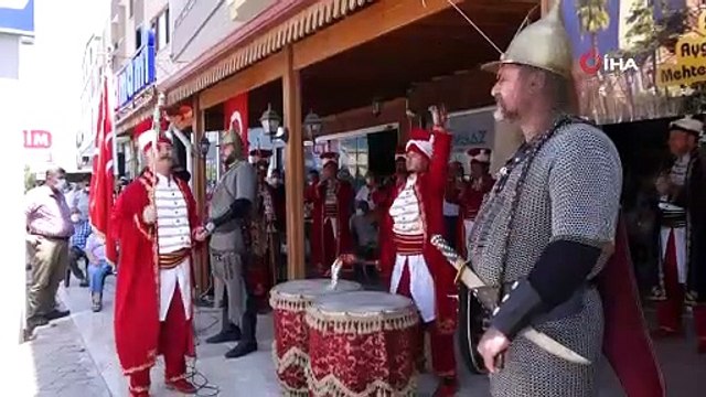 Lokma ve pilav dağıtıldı