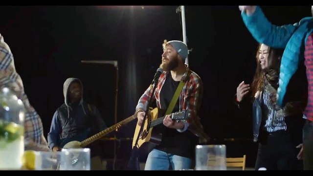 12) Music. Guitar Bass. Blunt. Andrew Huang. Dance et électro. Dramatique