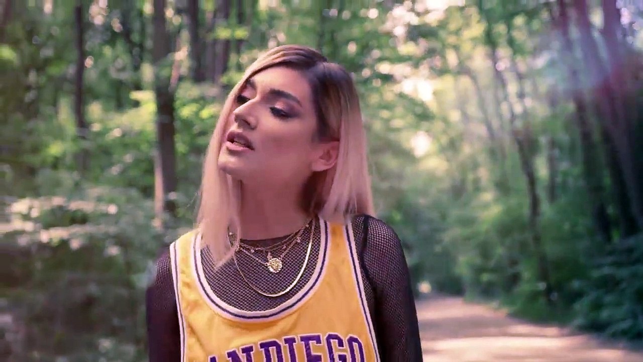 DJ Project feat. Andia - Slabiciuni   Official Video