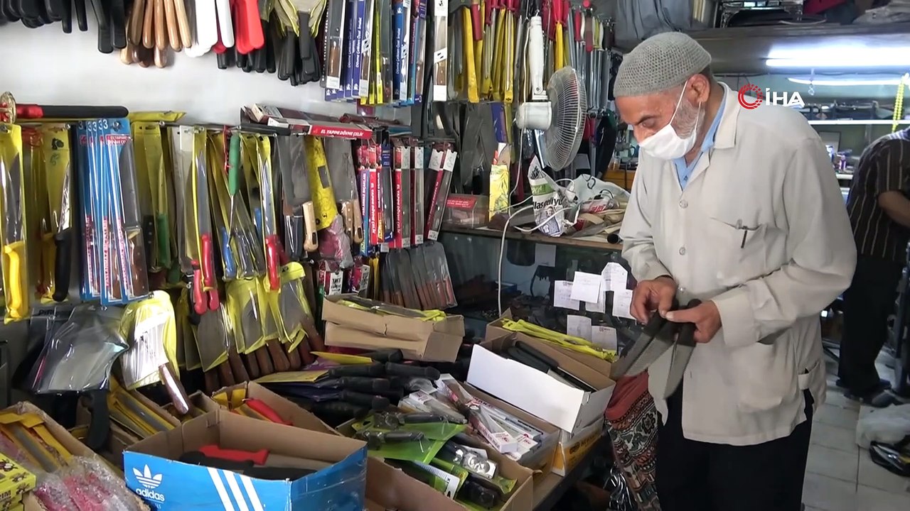 Bıçak bileme ustalarının ‘Kurban Bayramı’ mesaisi