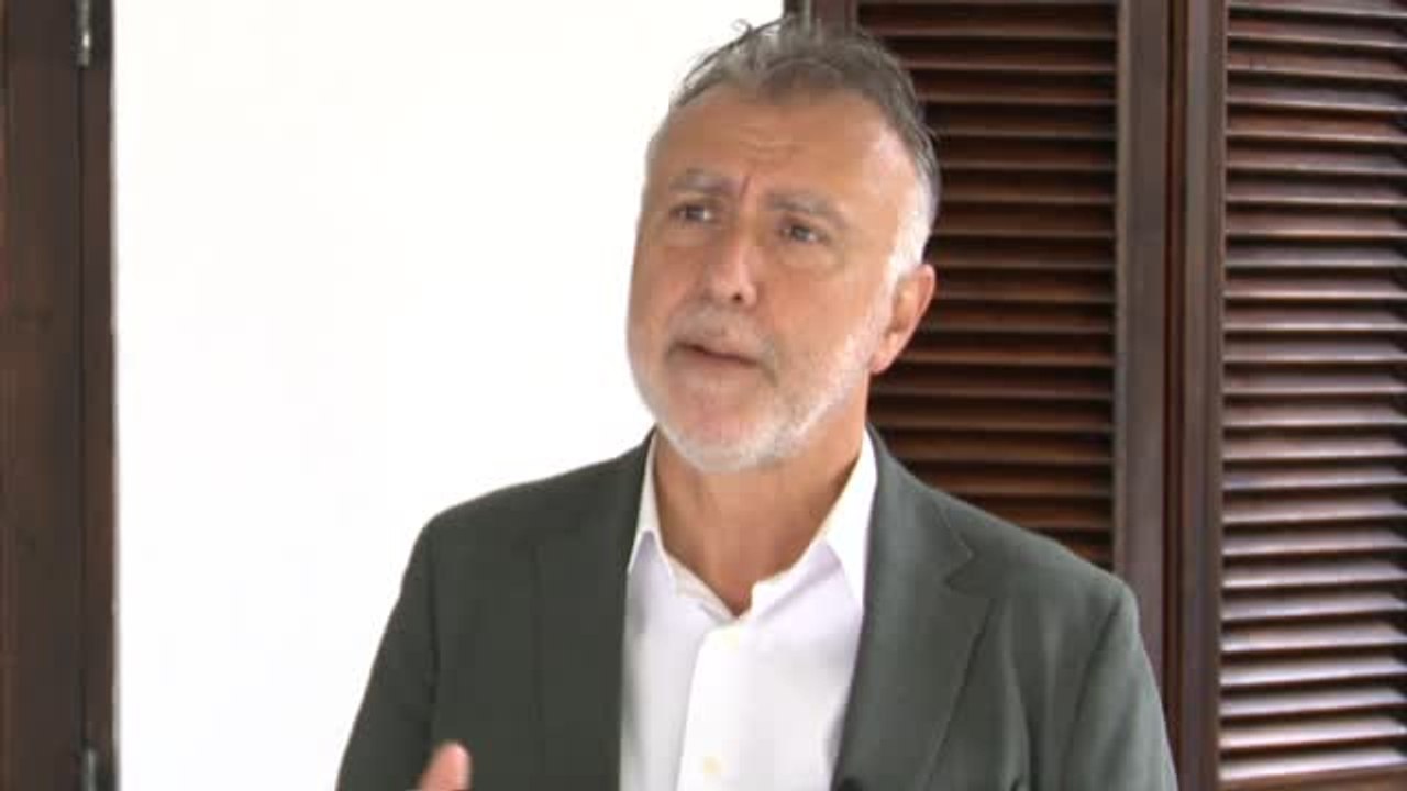 El presidente canario confía en lograr que el gobierno británico deje a Canarias y a Baleares fuera de la cuarentena obligatoria