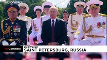 شاهد.. بوتين يستعرض البحرية الروسية ويؤكد قرب امتلاكها 