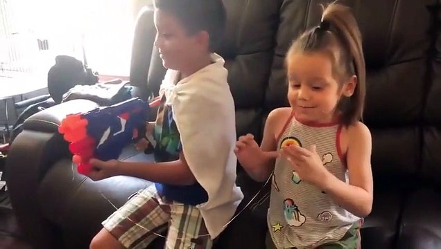 Se faire arracher une dent avec un fusil NERF