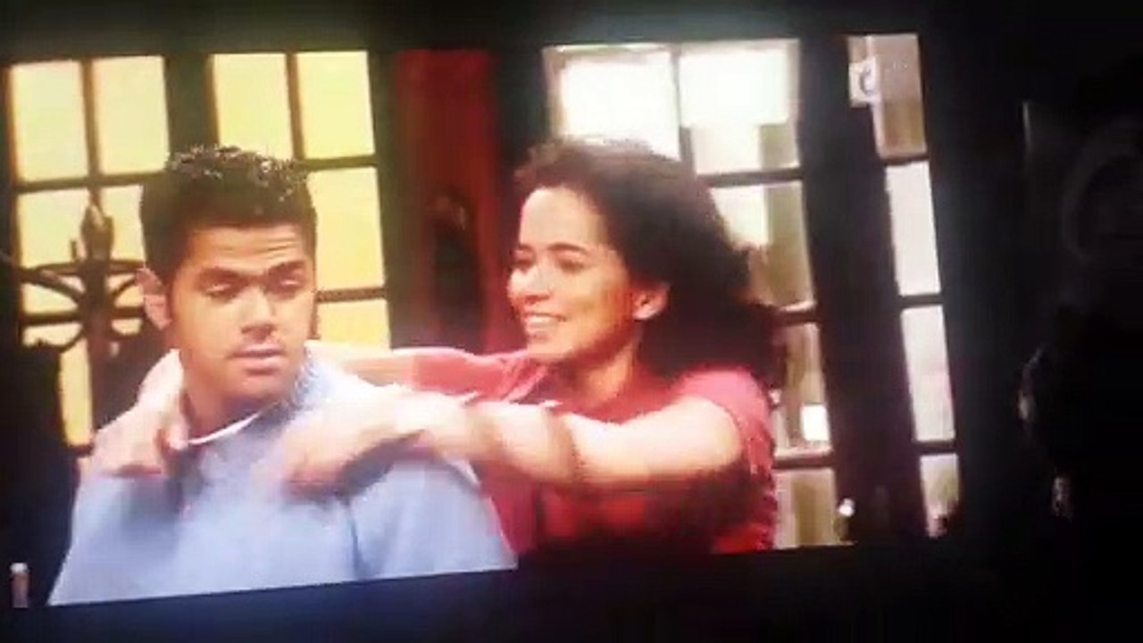 Jamel Debbouze  et sa copine   H