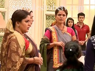 Yeh Rishta Kya Kehlata Hai Daadi gets angry find out why दादी थप्पड़ क्यों मारती हैं जानिये