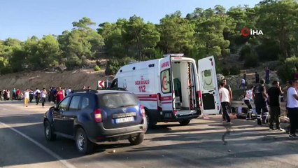 Mersin'de askerleri taşıyan otobüs devrildi: Çok sayıda yaralı