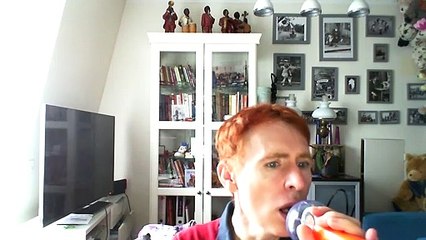 Wiwi égratigne "think"