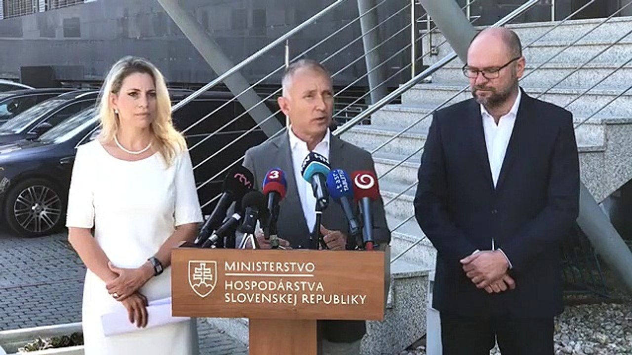 ZÁZNAM: TK ministra hospodárstva R. Sulíka