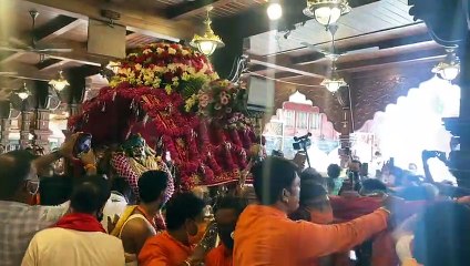 चंद्रमौलेश्वर के रुप में सजधज कर नगर भ्रमण पर निकले महाकाल, सावन की चौथी सवारी पर दिखा ऐसा नजारा