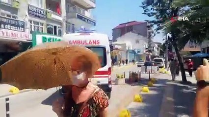 Maske tak diye uyardığı müşteri askı demiri ile saldırdı