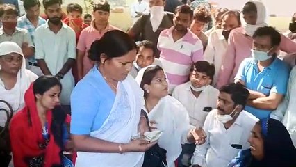 किन्नर समाज भी दुखी परिवार को सांत्वना देने पहुंचा