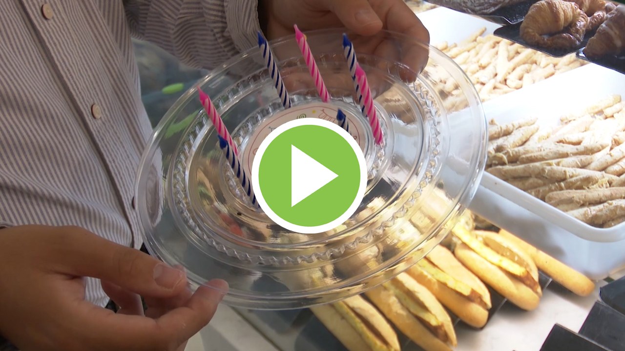 Ahora los cumpleaños serán más seguros gracias a la creación de un cubretartas