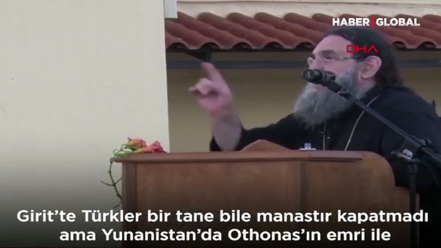 Yunan papazdan Ayasofya çıkışı: Türkler olmasaydı, Ayasofya çoktan düşerdi