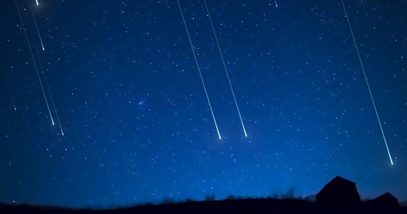 La pluie d'étoiles filantes des Piscis Austrinides illuminera le ciel ce soir