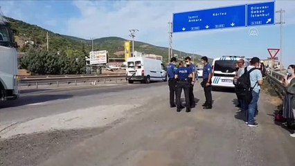 Zincirleme trafik kazasında 5 kişi yaralandı - KOCAELİ