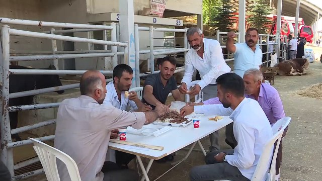 Başkentteki hayvan pazarlarında hareketlilik yaşanıyor - ANKARA