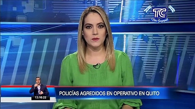 Un grupo de moradores de un barrio de Quito agredieron a agentes de la Policía Nacional en Quito