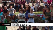 مسابقه شیرجه از روی پل موستار در بوسنی و هرزگوین برغم شیوع کرونا برگزار شد
