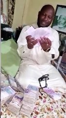 Vidéo - Le Milliardaire Tahirou Sarr  offre 100 millions à  un  Marabout