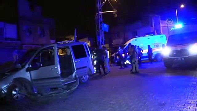 Hafif ticari araç ile ambulans çarpıştı: 1 yaralı - ADANA